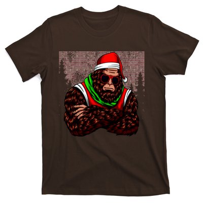 Bigfoot Funny Christmas Hipster T-Shirt