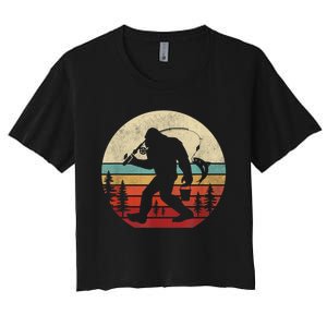 Bigfoot Fishing Funny Retro Sasquatch Fishermen Men Women's Crop Top Tee