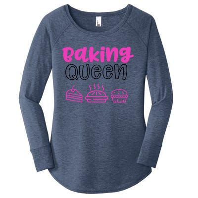 Baking Funny Gift Mom Baking Queen Mama Gift Women's Perfect Tri Tunic Long Sleeve Shirt