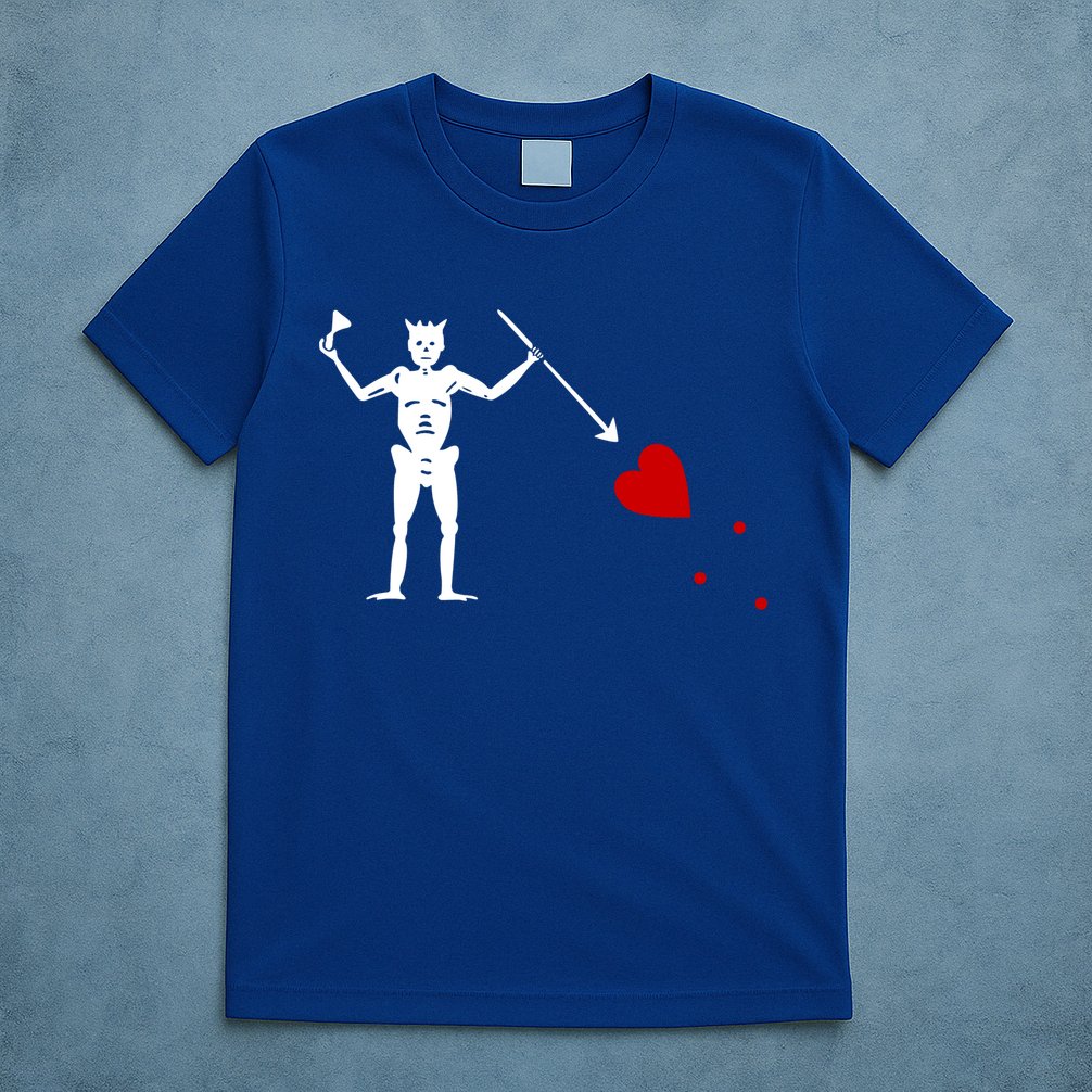 Blackbeard Flag Gift Jolly Roger Skull And Crossbones T-Shirt