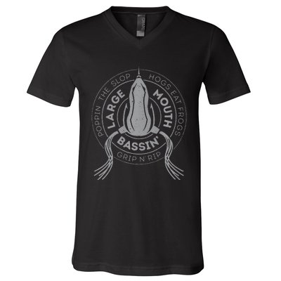 Bass Fishing Largemouth Bass Frog Fishing For Hogs V-Neck T-Shirt