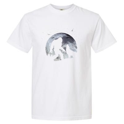 Bigfoot Full Moon Howling Wolf Halloween Garment-Dyed Heavyweight T-Shirt