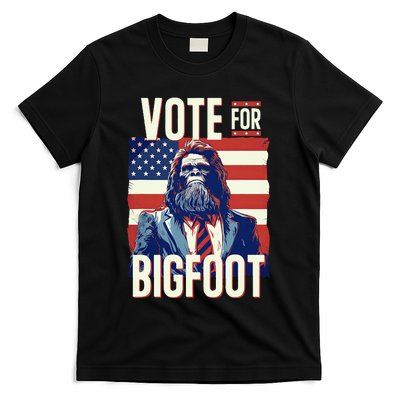 Bigfoot For President Election Vote Sasquatch Usa Flag 2024 T-Shirt