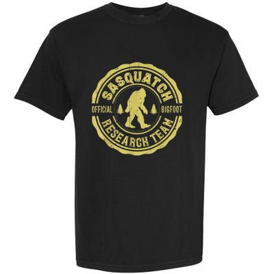 Bigfoot Finding Sasquatch Research Team Men Retro Vintage Garment-Dyed Heavyweight T-Shirt