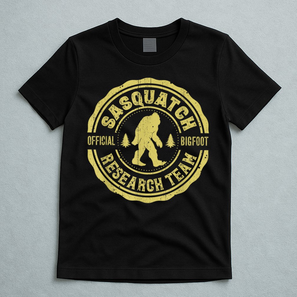 Bigfoot Finding Sasquatch Research Team Men Retro Vintage T-Shirt