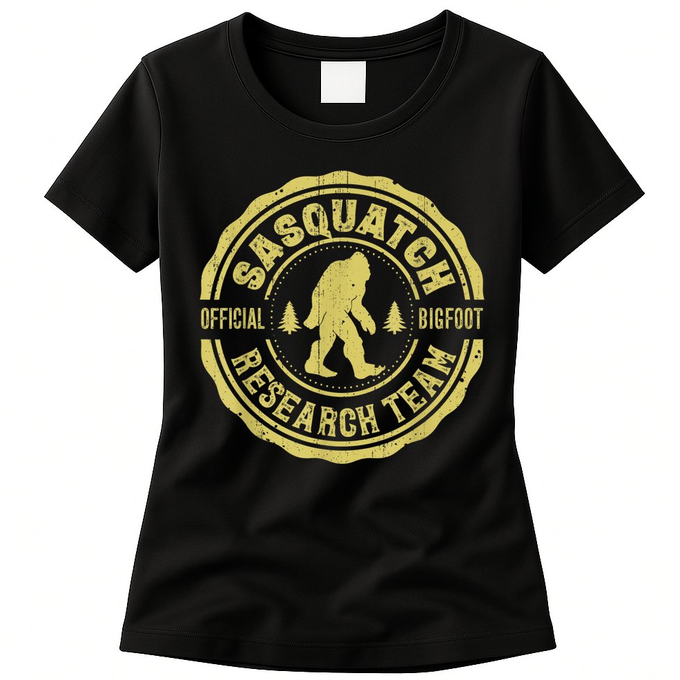 Bigfoot Finding Sasquatch Research Team Men Retro Vintage Womens T-Shirt