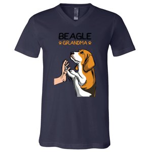 Beagle Grandma Dog Mom Grandmother Mothers Day V-Neck T-Shirt