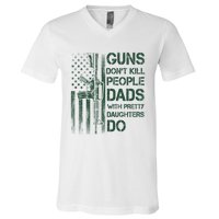 Best Gift Guns DonT Kill People Dads With Pretty Daughters V-Neck T-Shirt