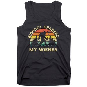 Bigfoot Grabbed My Wiener Funny Bigfoot Retro Tank Top