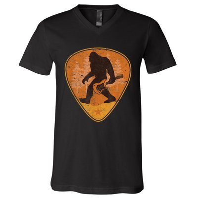 Bigfoot Guitar Sasquatch Yeti Guitarist Music Men V-Neck T-Shirt