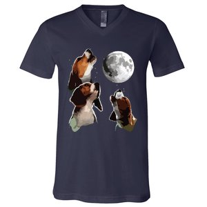 Beagle Howling At The Moon Funny Beagle Owner Beagle V-Neck T-Shirt