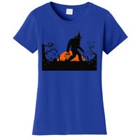 Bigfoot Halloween Costume Bigfoot Believer Women's T-Shirt