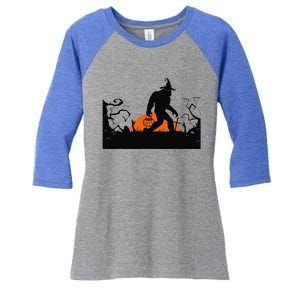 Bigfoot Halloween Costume Bigfoot Believer Women's Tri-Blend 3/4-Sleeve Raglan Shirt