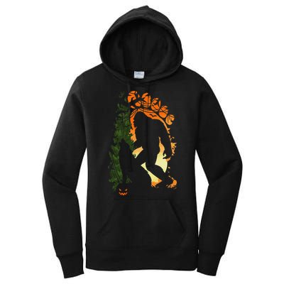 Bigfoot Halloween Costume Sasquatch Silhouette Wolf Howling Women's Pullover Hoodie