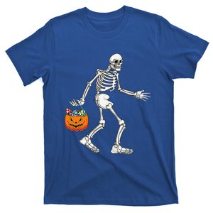 Bigfoot Halloween Costume Sasquatch Skeleton Spooky Yeti Love T-Shirt