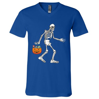 Bigfoot Halloween Costume Sasquatch Skeleton Spooky Yeti Love V-Neck T-Shirt