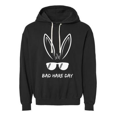 Bad Hare Day Funny Bunny Rabbit Design Glasses Cool Meme Pun Garment-Dyed Fleece Hoodie