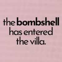 Bombshell Has Entered The Villa Funy Got A Text Chat Meme 25L Jumbo Tote
