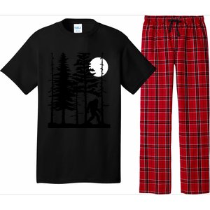 Bigfoot Hiding In Forest For Sasquatch Believers Gift Pajama Set