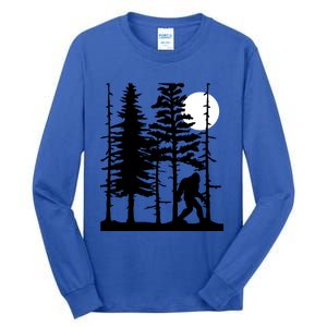 Bigfoot Hiding In Forest For Sasquatch Believers Gift Tall Long Sleeve T-Shirt