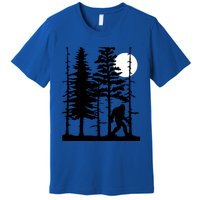 Bigfoot Hiding In Forest For Sasquatch Believers Gift Premium T-Shirt