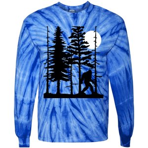 Bigfoot Hiding In Forest For Sasquatch Believers Gift Tie-Dye Long Sleeve Shirt