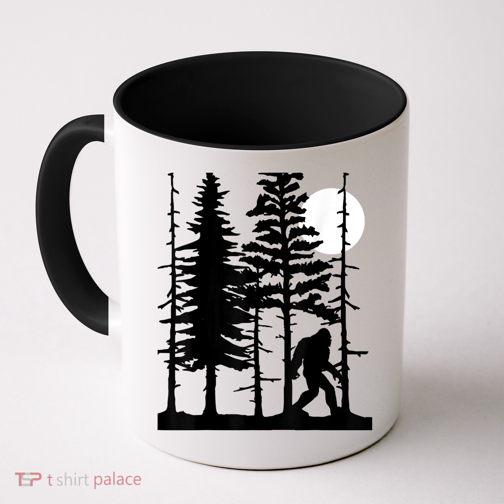 Bigfoot Hiding In Forest For Sasquatch Believers Mug