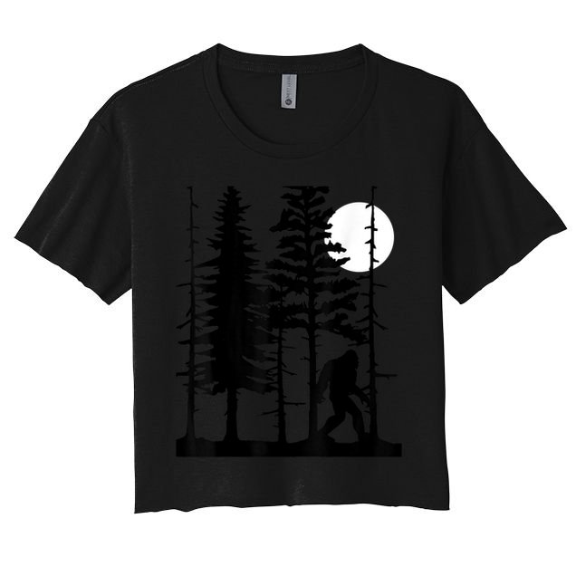 Bigfoot Hiding In Forest For Sasquatch Believers Crop Top