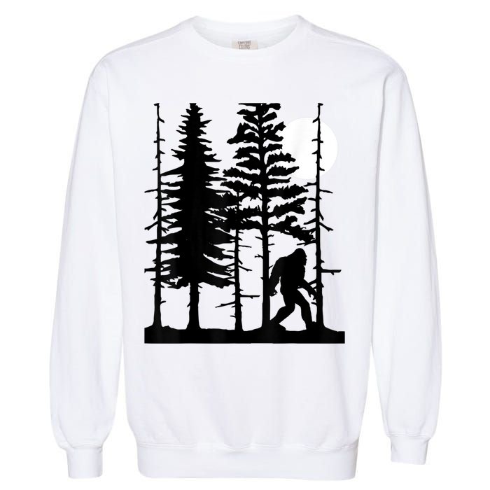 Bigfoot Hiding In Forest For Sasquatch Believers Garment-Dyed Sweatshirt