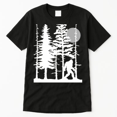 Bigfoot Hiding In Forest For Sasquatch Believers Tall T-Shirt