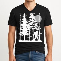 Bigfoot Hiding In Forest For Sasquatch Believers V-Neck T-Shirt