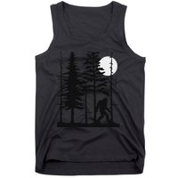 Bigfoot Hiding In Forest For Sasquatch Believers Tank Top