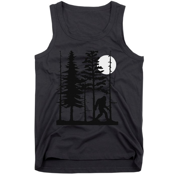 Bigfoot Hiding In Forest For Sasquatch Believers Tank Top