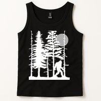Bigfoot Hiding In Forest For Sasquatch Believers Tank Top