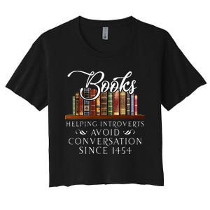 Books helping introverts avoid conversation Women's Crop Top Tee