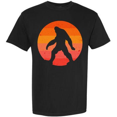 Bigfoot Halloween Moon Vintage Costume Sasquatch Yeti Gift Garment-Dyed Heavyweight T-Shirt