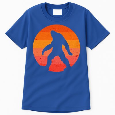 Bigfoot Halloween Moon Vintage Costume Sasquatch Yeti Gift Tall T-Shirt