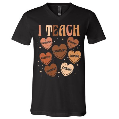 Black History Month I Teach Black History Teacher Retro V-Neck T-Shirt