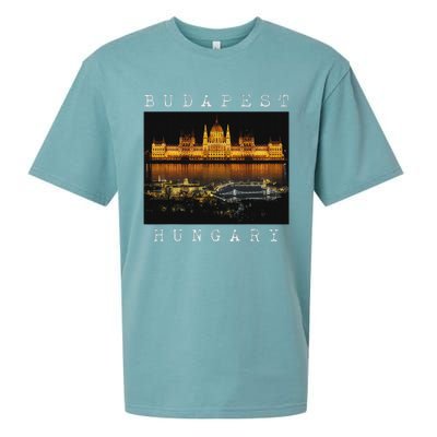 Budapest Hungary Skyline Souvenir Vintage Sueded Cloud Jersey T-Shirt