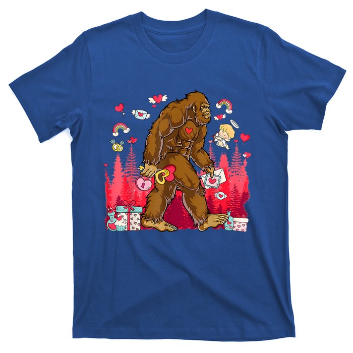 Bigfoot Heart Valentines Day Love Sasquatch Believe T-Shirt