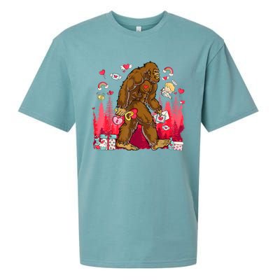 Bigfoot Heart Valentines Day Love Sasquatch Believe Sueded Cloud Jersey T-Shirt