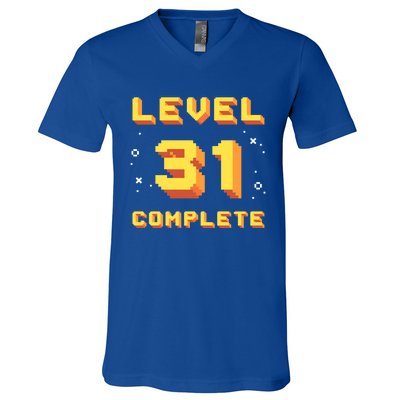 Born In 1990 Level 31 Complete 31th Birthday Retro Gaming Gift V-Neck T-Shirt