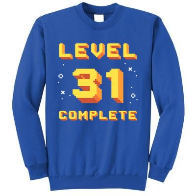 Born In 1990 Level 31 Complete 31th Birthday Retro Gaming Gift Tall Sweatshirt