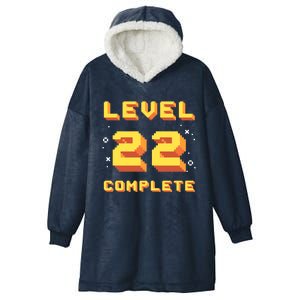 Born In 1999 Level 22 Complete 22th Birthday Retro Gaming Gift Hooded Wearable Blanket