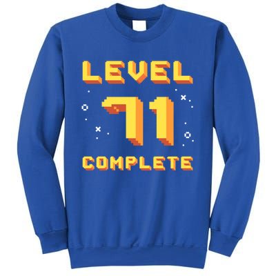 Born In 1950 Level 71 Complete 71th Birthday Retro Gaming Funny Gift Sweatshirt