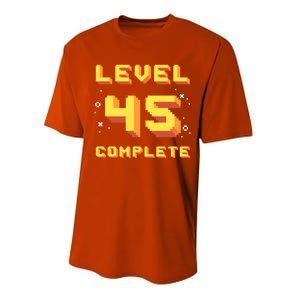 Born In 1976 Level 45 Complete 45th Birthday Retro Gaming Gift Performance Sprint T-Shirt