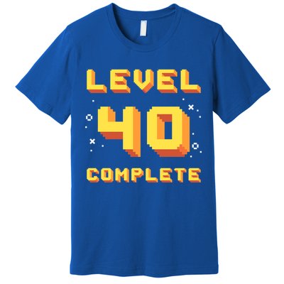 Born In 1981 Level 40 Complete 40th Birthday Retro Gaming Gift Premium T-Shirt