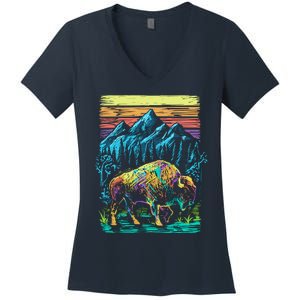 Bison Illustration Women's V-Neck T-Shirt