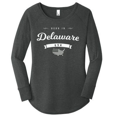 Born In Delaware De Retro Vintage Usa Map Flag Women's Perfect Tri Tunic Long Sleeve Shirt