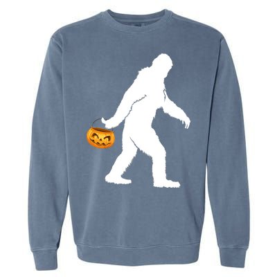 Bigfoot Sasquatch Halloween Pumpkin Garment-Dyed Sweatshirt